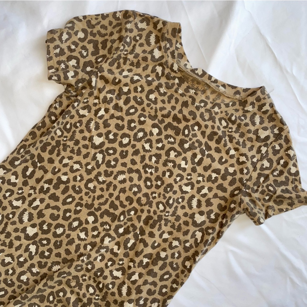 Zoe + Liv Tee